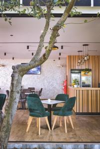 Airport Garden Hotel