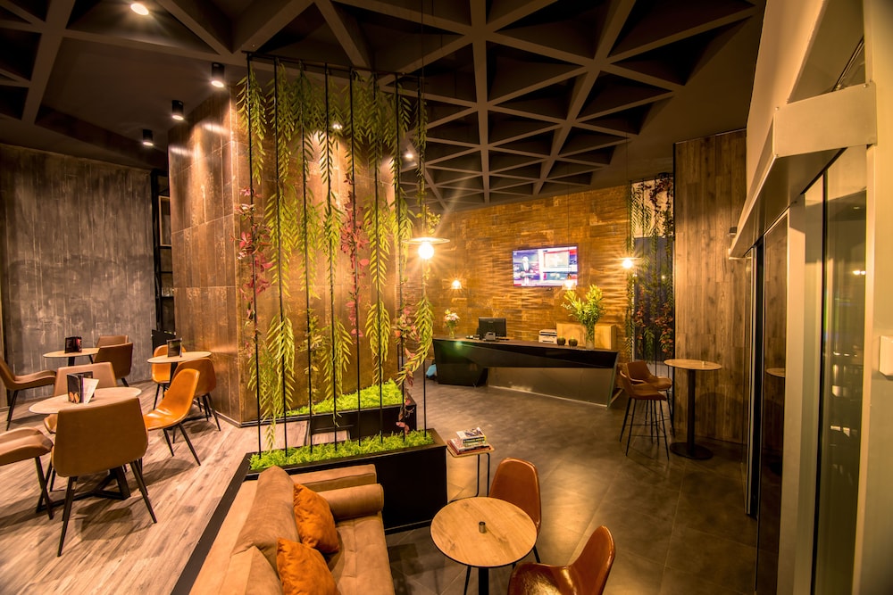 As Tirana Hotel