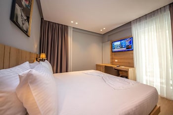 Azure Inn Hotel