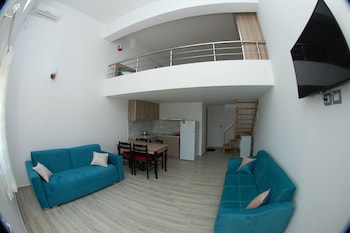 Bebi Apartments