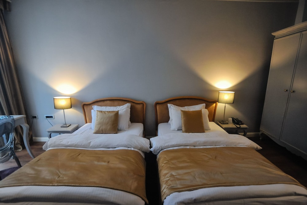 Classic Hotel
