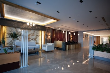 Doanesia Premium Hotel And Spa