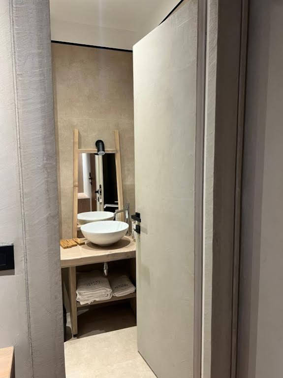 Faces & Places Boutique Hotel
