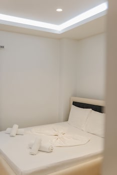 Foris Rooms