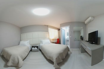 Freddy's Hotel
