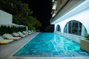 Great White Hotel