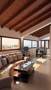 Hotel Almar