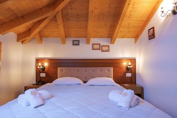 Hotel Bineri - Gjirakastra