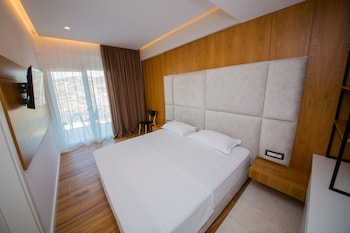 Inada Hotel