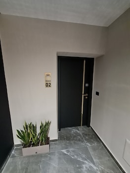 La Mirage Suites & Apartments