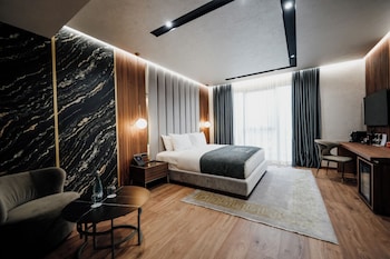 Marinaj Hotel