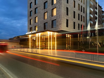 Mercure Tirana
