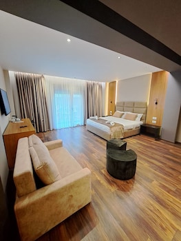 Olivias Hill Resort