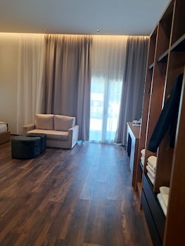 Olivias Hill Resort