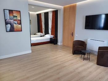 Oxygen Boutique Hotel Tirana