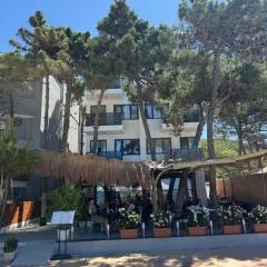 SeaSide Hotel Durres