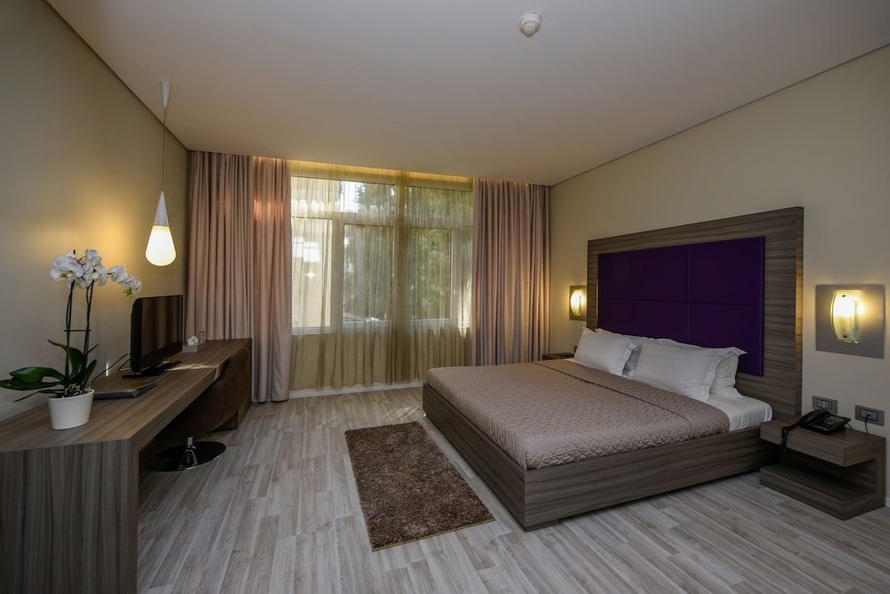 Sky Hotel