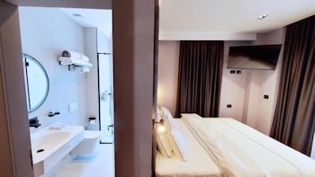 Starlight Hotel Tirana