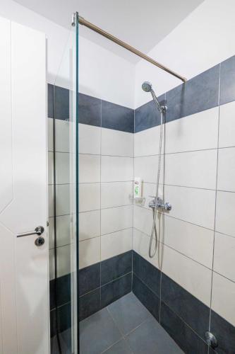 Sunsen Suites