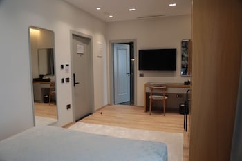 Vila-L Hotel